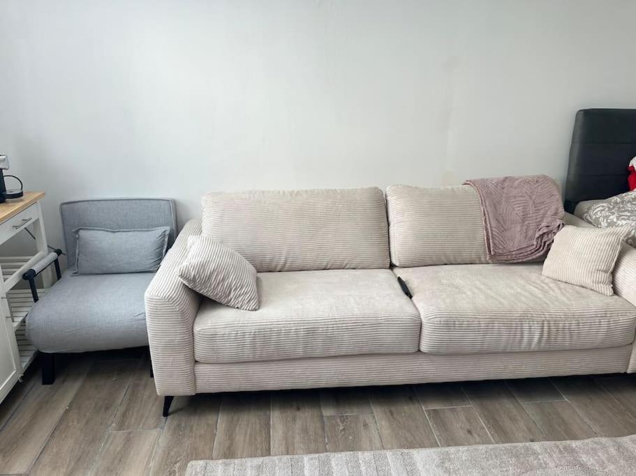 Maisonnette Avec Terrasse Avec Spa Privatif Lutterbach Ngoại thất bức ảnh