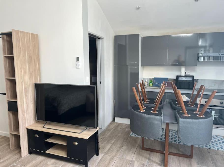 Maisonnette Avec Terrasse Avec Spa Privatif Lutterbach Ngoại thất bức ảnh