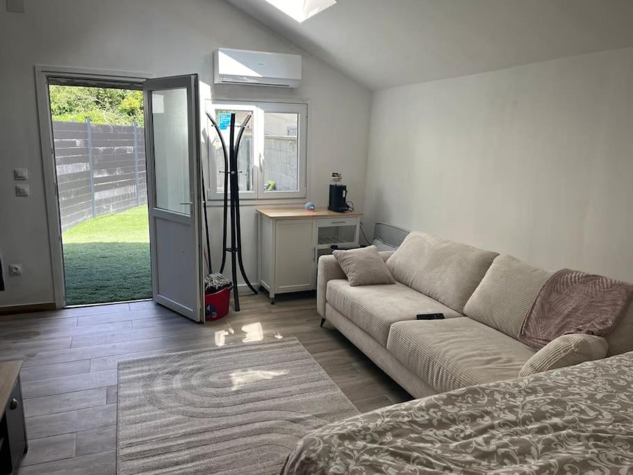 Maisonnette Avec Terrasse Avec Spa Privatif Lutterbach Ngoại thất bức ảnh