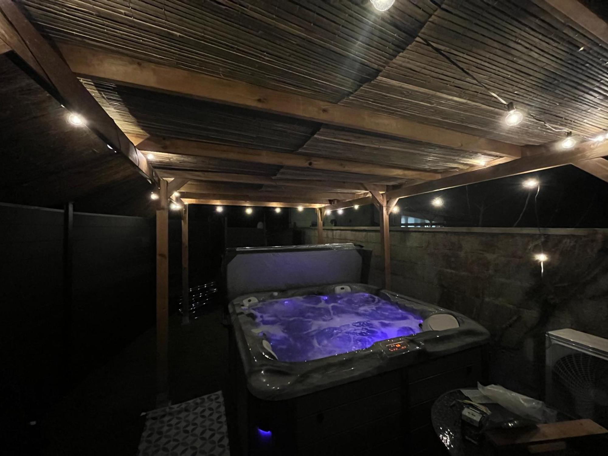 Maisonnette Avec Terrasse Avec Spa Privatif Lutterbach Ngoại thất bức ảnh